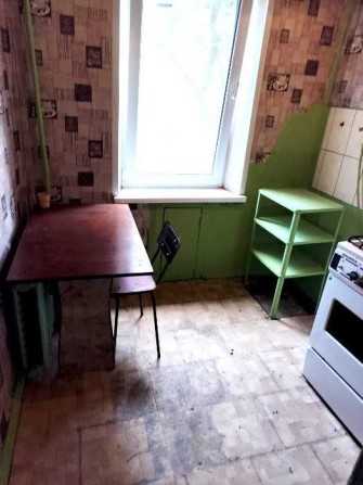 Оренда 1 кварт. на тривалий термін! Без меблів та техніки! Вул.Чарівна - фото 1