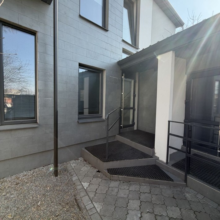 Оренда 1 кімн. квартири в центрі - фото 1