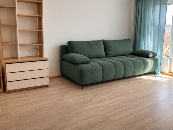 по просп.Центральний 1-кімнатна,центр Кривой Рог