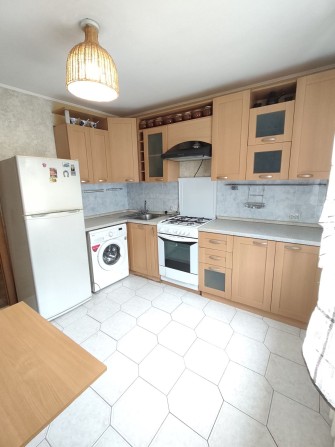 Здам гарну 2 кімнатну квартиру, ближня  Левада! - фото 1