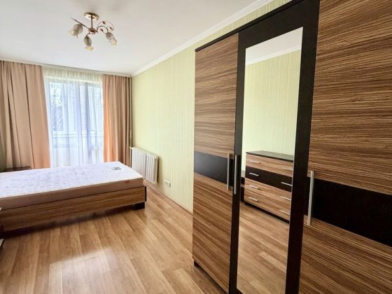 Здам 2-к.кв. по вул. В.Червонія , р-н ТЦ "Новус" Рівне