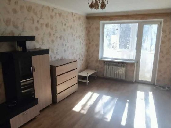 Оренда 2 кімнатної квартири на Космонавтів Кривой Рог