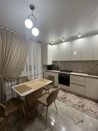 ОРЕНДА! Стильна однокімнатна квартира в ЖК ПРЕМʼЄР - фото 1