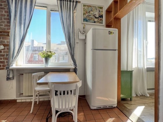 1 кімн Центр міста вул Комерційна ПрПочтовий площа Визволення Кривой Рог