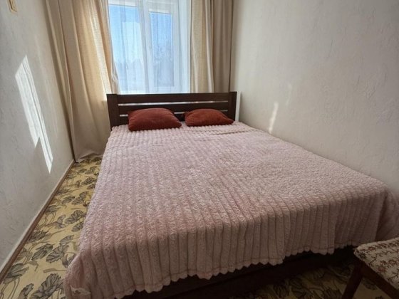 Здається 3 кімнатна квартира на Істамбулі Ровно