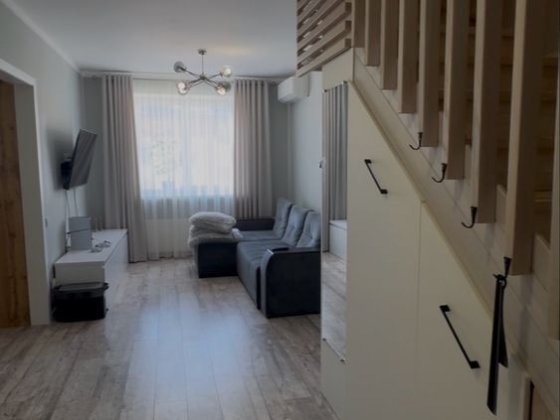 Оренда 3 кімнатної дворівневої квартири. Автономка ! Закритий двір ! Ровно