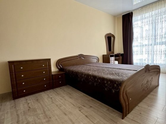 Трикімнатна квартира на Щасливому Ровно