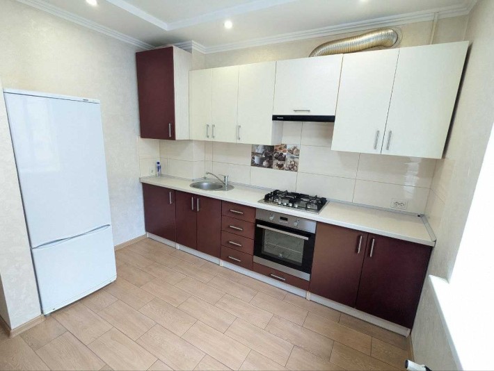 Оренда 1о к квартира Буковинська, новобудова - фото 1