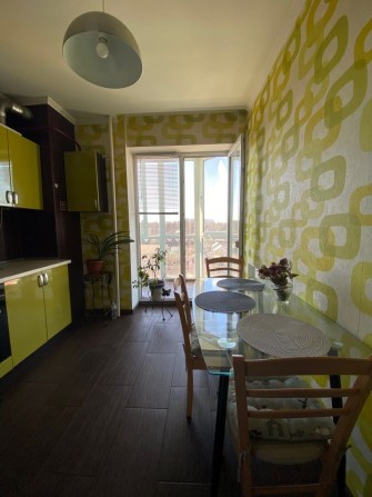 Оренда 1-кімнатної квартири з балконом в  центрі Ірпіня - фото 1