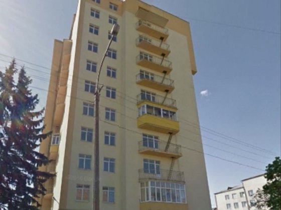 Здам укомплектовану 3 кім.кв. в новобудові,р-н ТРЦ,,Чайка,, з гаражем Ровно