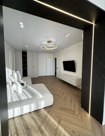 Двокімнатна квартира в районі Щасливого - фото 1