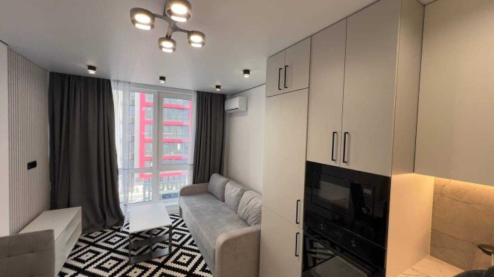 1 кімнатна Манхетен Ап з Басейном на даху. Якісна та затишна квартира - фото 1