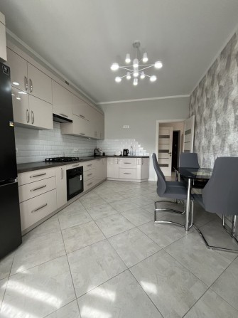 Центр.частин,р-н Прикарпат.університ.ЖКзакрит.типу.Новоб.Сучасна,укомп - фото 1