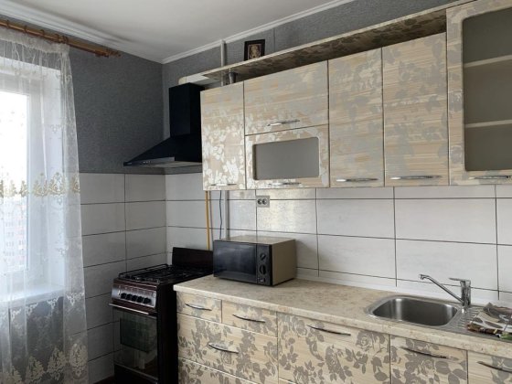 Здаю однокімнатну квартиру Ровно