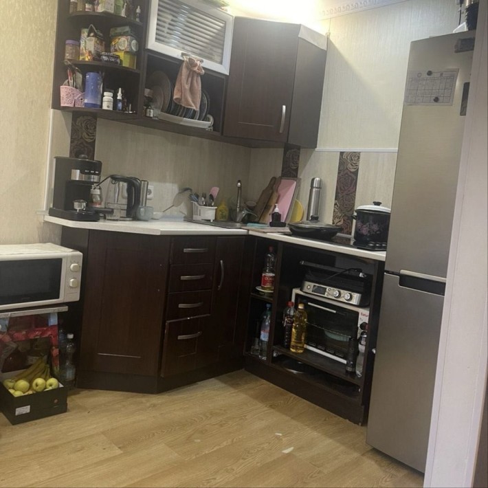 Половки гарна квартира парковка у дворі - фото 1