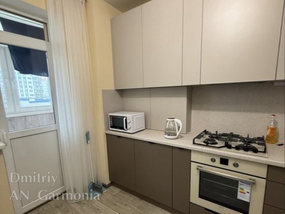 1-К жк Садовый , Свободная Полтава