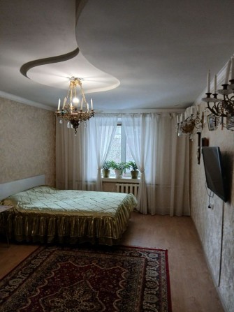 Однокімнатна квартира в центрі міста - фото 1