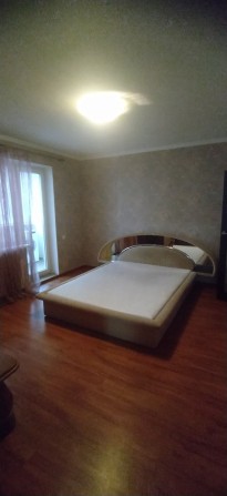 Здам велику 2-х кімнатну квартиру з автономним опаленням на Подолі - фото 1