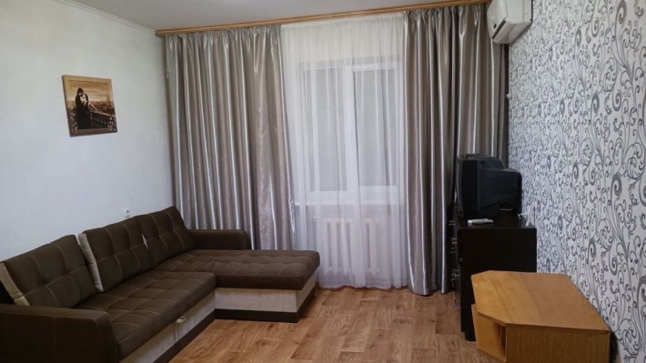 В оренду 2 кімнатна квартира з АО - фото 1