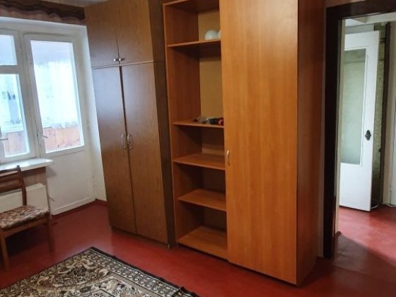 Полтава. 1ком Зыгина остановка Опытная 8500 с торгом и ком. Полтава