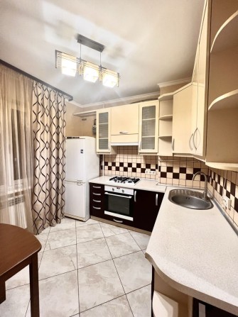 Оренда 2 кім кв район Автовокзалу - фото 1