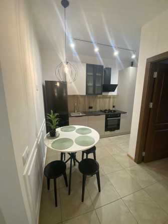 Оренда стильної 2 км квартири в спальному районі міста - фото 1