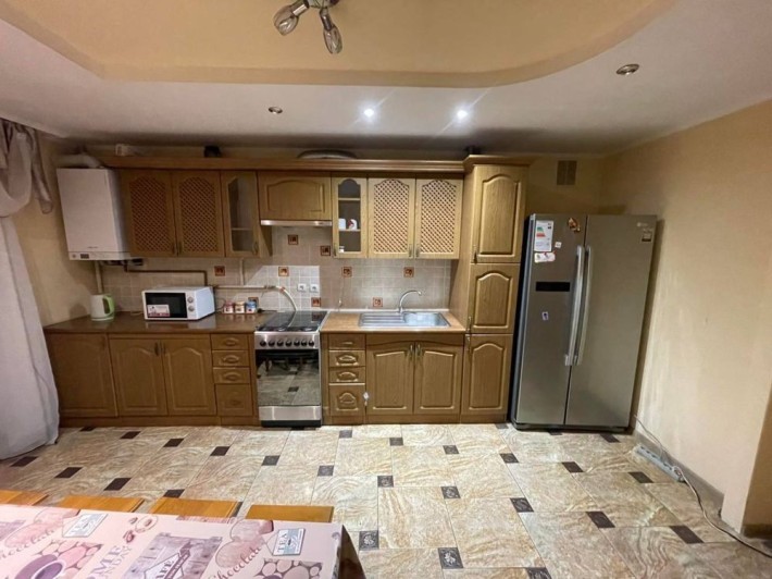 Здається в оренду квартира на вул Євгена Коновальця - фото 1