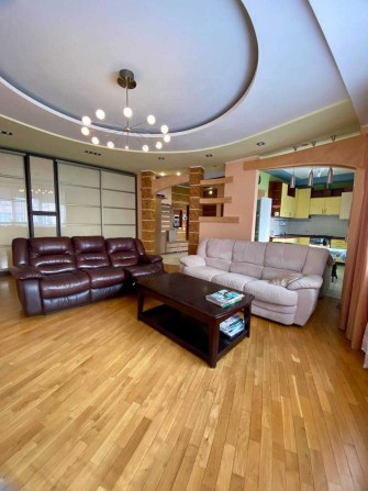 Оренда 3 кім квартири по вул Берегова - фото 1