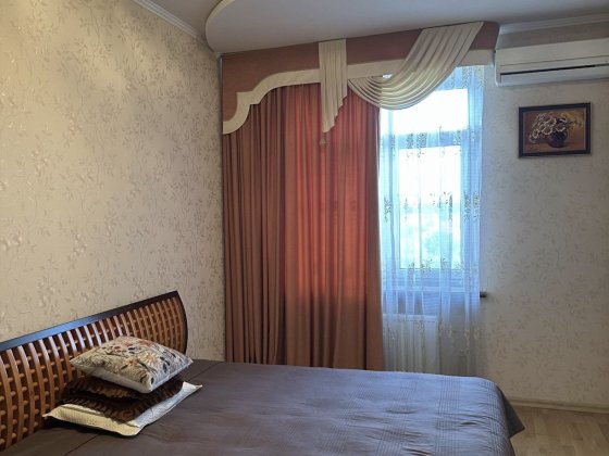 Здам 3 кімнатну квартиру з гаражем по Гагаріна Ровно