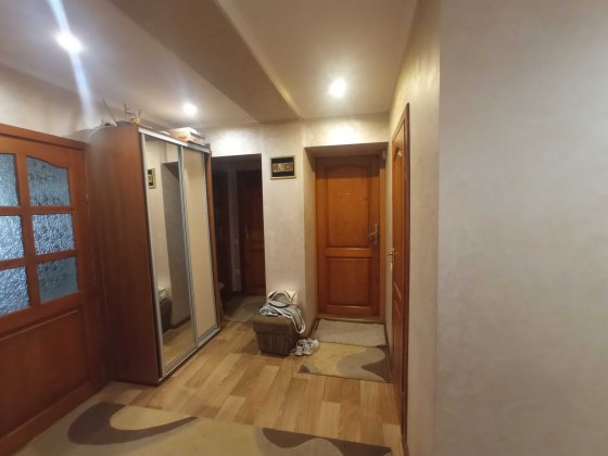 Здається  в оренду 3-х кім. квартира біля ТЦ Дастор Ужгород