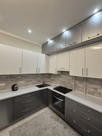 Здється в оренду Простора кв-ра неподалік АТБ  та маг Юск у гарн стані - фото 1