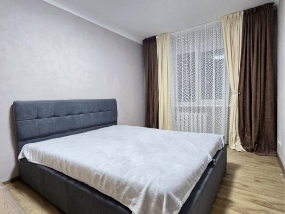 Здам 2х кімнатну, ПРОСПЕКТ НЕЗАЛЕЖНОСТІ (ТЦ ФОРМАРКЕТ), свіжий ремонт! Черновцы