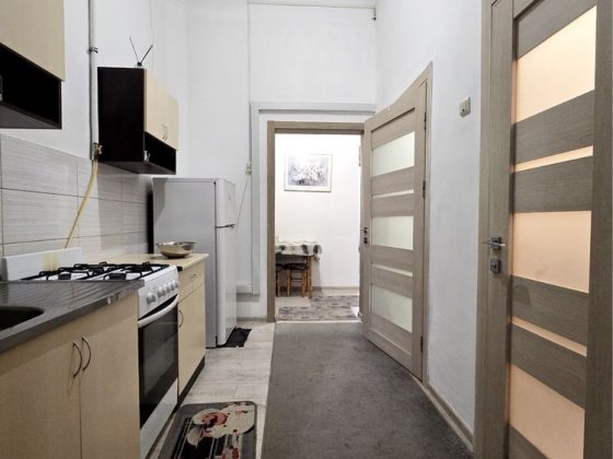 ЦЕНТР! Оренда 2х кімнатної, УНІВЕРСИТЕТСЬКА (район ЦЕНТРАЛЬНОЇ площі) Черновцы