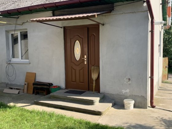 1 кімнатний будинок  р-н Хотинська Черновцы