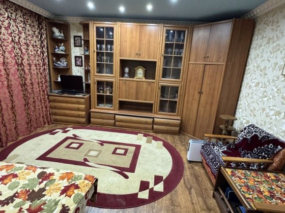 Здається 2-х кімнатна квартира на Пушкіна- Панчука Черновцы