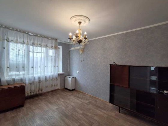 Довгострокова оренда 3-кімнатної квартири в центрі міста Черкаси