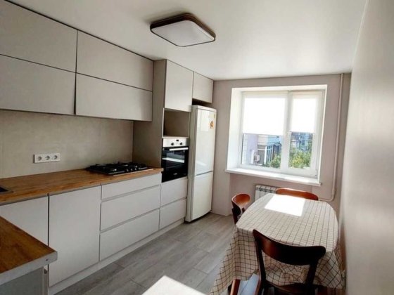 Оренда 3-кімнатної вул. Хрещатик, 180