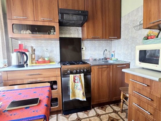 Оренда 1 кімнатної, ГЕРОЇВ МАЙДАНУ (ТЦ МАЙДАН), МЕБЛІ, ТЕХНІКА, балкон Черновцы