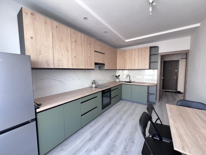 Здам вперше 2-х кімнатну квартиру в новобудові в центрі - фото 1