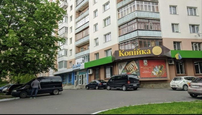 3кім в центрі з ремонтом ! - фото 1