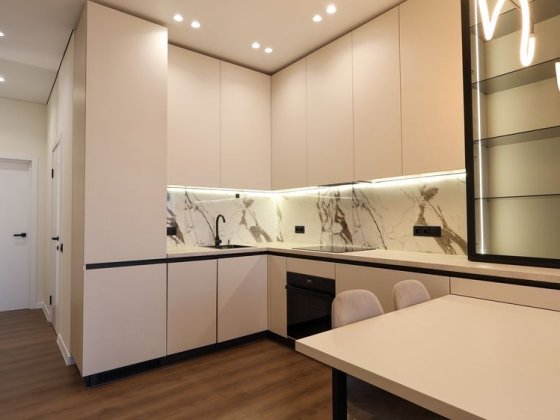 Оренда 1.5к/Жк City Line/Новобудова/ вільна з 10 Квітня Ужгород