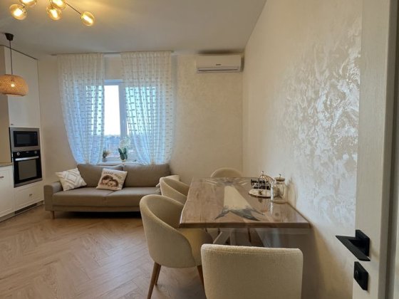 Оренда 2к/сучасний ремонт/жк садовий Ужгород