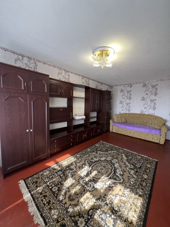 Оренда чистоі 1 квартири р-н кін Мир - фото 1