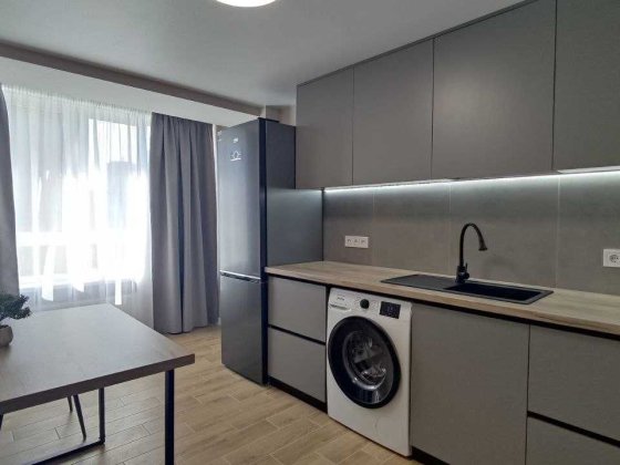 Оренда укомплектованої квартири з ремонтом в центрі, Соборна площа Черкаси