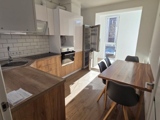 Здається в оренду 2кім новобудова, Героїв Майдану Черновцы