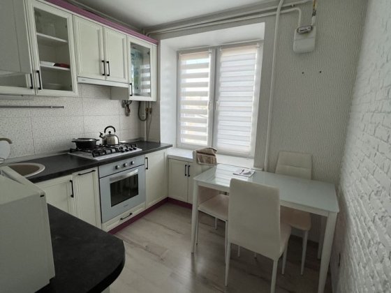 Оренда 2-х кімнатної квартири Чернигов