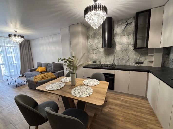 Перша здача 1 кімнатна квартира з газом ЖК В4 - фото 1