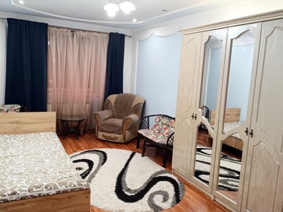 Оренда 2км в новобудові Головна 275 Черновцы