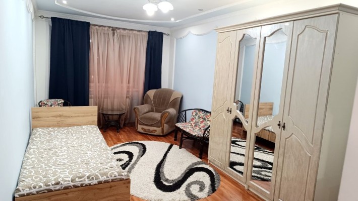 Оренда 2км в новобудові Головна 275 - фото 1