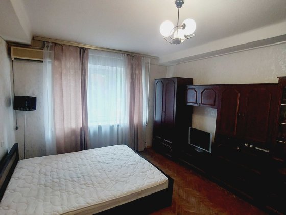 Сдам 2 к.квартиру, центр, ул.Академика Филатова 1/22, метро Лыбидская Київ